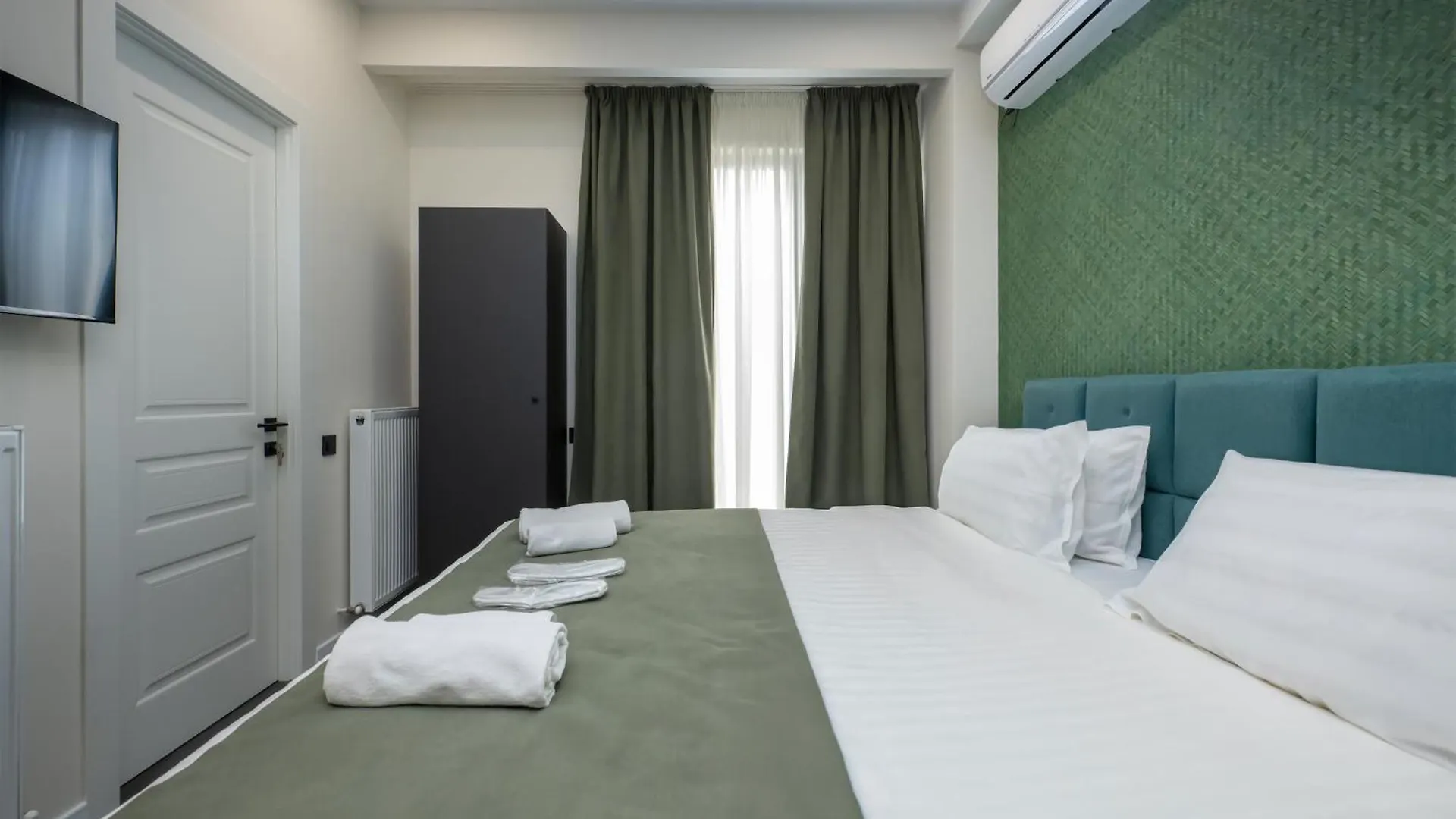 アパート M&N Hotel ティビリシ グルジア